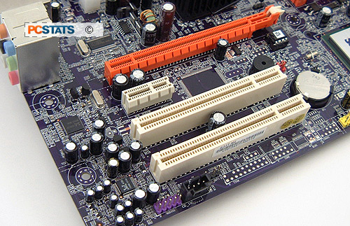 pci express x1. Under it is a PCI Express x1