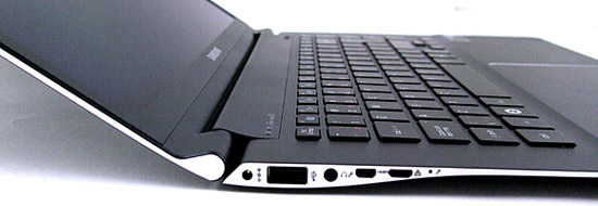 Samsung 9-Series NP900X4C-A02 15.1-inch Ultrabook Laptop Review